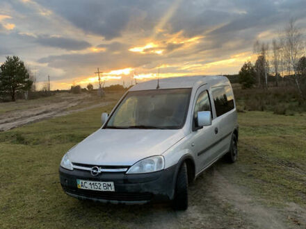 Сірий Опель Комбо вант.-пас., об'ємом двигуна 1.3 л та пробігом 170 тис. км за 4000 $, фото 1 на Automoto.ua