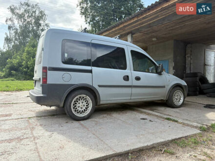 Сірий Опель Комбо вант.-пас., об'ємом двигуна 1.69 л та пробігом 350 тис. км за 3500 $, фото 1 на Automoto.ua