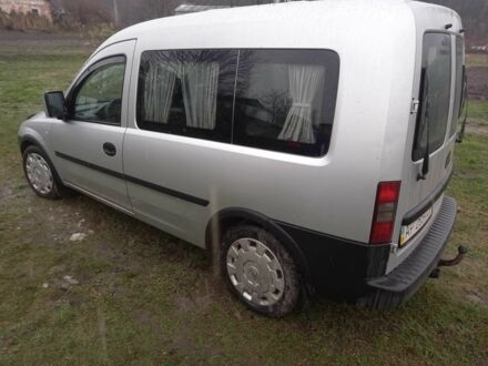 Сірий Опель Комбо вант.-пас., об'ємом двигуна 1.7 л та пробігом 338 тис. км за 5000 $, фото 1 на Automoto.ua