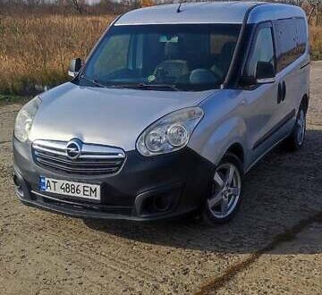 Серый Опель Комбо груз.-пасс., объемом двигателя 1.6 л и пробегом 256 тыс. км за 6700 $, фото 1 на Automoto.ua