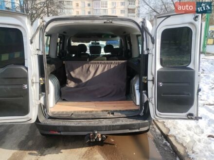Сірий Опель Комбо вант.-пас., об'ємом двигуна 1.4 л та пробігом 155 тис. км за 7600 $, фото 1 на Automoto.ua