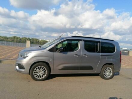 Опель Комбо вант.-пас. 2024 у Києві на Automoto.ua Сірий Опель Комбо вант.-пас., об'ємом двигуна 1.5 л та пробігом 32 тис. км за 23432 $, фото 1 на Automoto.ua