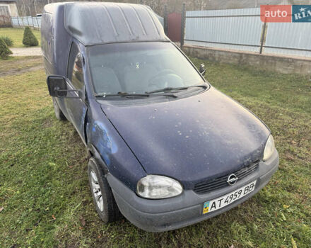 Синий Опель Комбо груз.-пасс., объемом двигателя 1.7 л и пробегом 385 тыс. км за 990 $, фото 2 на Automoto.ua
