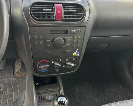 Синій Опель Комбо вант.-пас., об'ємом двигуна 1.25 л та пробігом 210 тис. км за 4100 $, фото 7 на Automoto.ua