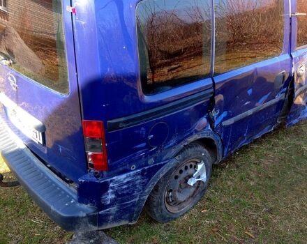 Синій Опель Комбо вант.-пас., об'ємом двигуна 1.4 л та пробігом 200 тис. км за 2500 $, фото 5 на Automoto.ua
