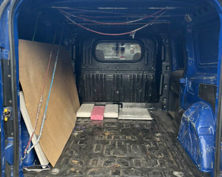 Синій Опель Комбо вант.-пас., об'ємом двигуна 1.6 л та пробігом 364 тис. км за 5500 $, фото 13 на Automoto.ua