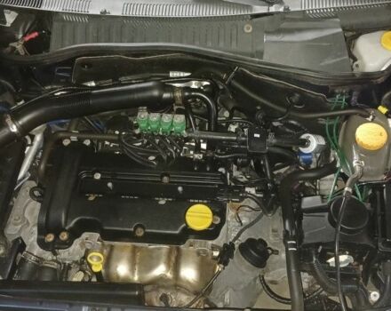 Синій Опель Комбо вант.-пас., об'ємом двигуна 1.4 л та пробігом 260 тис. км за 5802 $, фото 2 на Automoto.ua