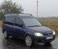 Синий Опель Комбо груз.-пасс., объемом двигателя 1.7 л и пробегом 335 тыс. км за 2200 $, фото 1 на Automoto.ua