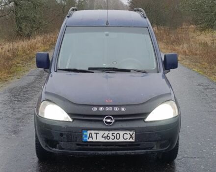 Синий Опель Комбо груз.-пасс., объемом двигателя 1.7 л и пробегом 335 тыс. км за 2200 $, фото 1 на Automoto.ua