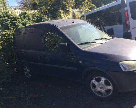 Синий Опель Комбо груз.-пасс., объемом двигателя 1.4 л и пробегом 220 тыс. км за 3400 $, фото 2 на Automoto.ua