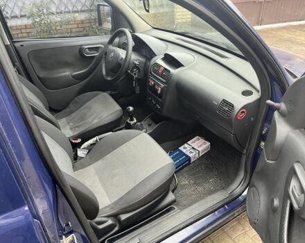 Синий Опель Комбо груз.-пасс., объемом двигателя 1.3 л и пробегом 300 тыс. км за 3750 $, фото 3 на Automoto.ua