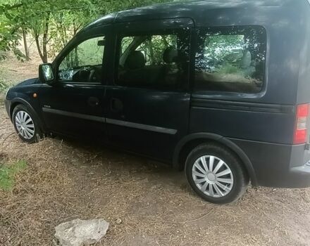 Синий Опель Комбо груз.-пасс., объемом двигателя 0 л и пробегом 300 тыс. км за 1600 $, фото 5 на Automoto.ua