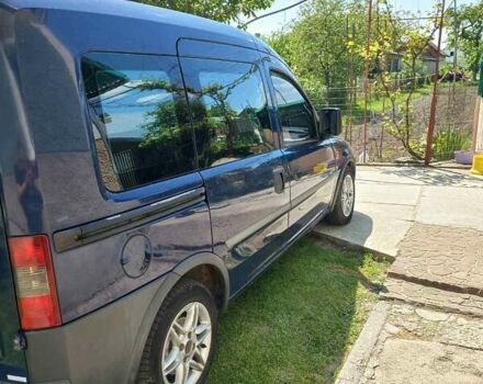 Синій Опель Комбо вант.-пас., об'ємом двигуна 1.7 л та пробігом 360 тис. км за 2800 $, фото 2 на Automoto.ua