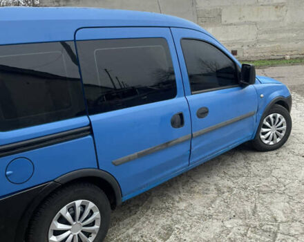 Синий Опель Комбо груз.-пасс., объемом двигателя 1.69 л и пробегом 417 тыс. км за 2700 $, фото 9 на Automoto.ua