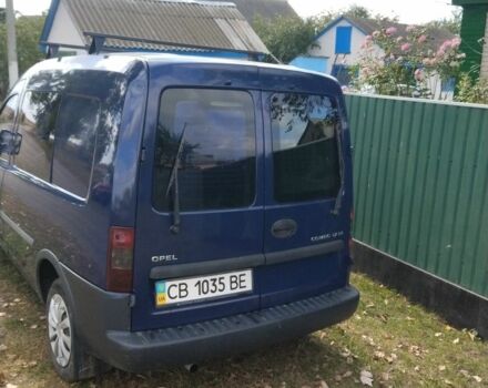 Синий Опель Комбо груз.-пасс., объемом двигателя 1.7 л и пробегом 327 тыс. км за 2800 $, фото 2 на Automoto.ua