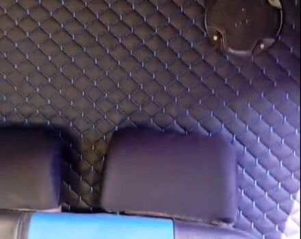 Синий Опель Комбо груз.-пасс., объемом двигателя 1.7 л и пробегом 327 тыс. км за 2800 $, фото 4 на Automoto.ua