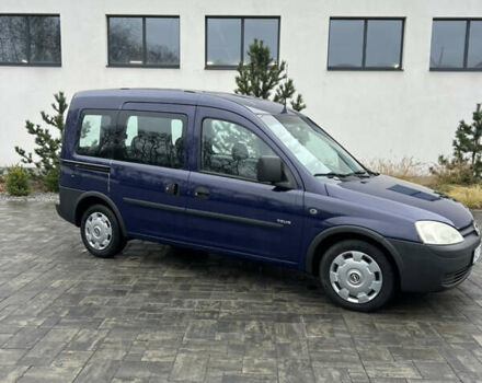 Синий Опель Комбо груз.-пасс., объемом двигателя 1.6 л и пробегом 277 тыс. км за 2890 $, фото 3 на Automoto.ua