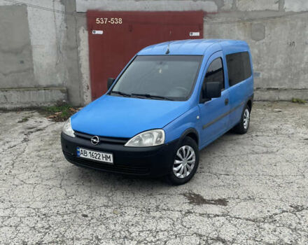 Синий Опель Комбо груз.-пасс., объемом двигателя 1.69 л и пробегом 417 тыс. км за 2700 $, фото 1 на Automoto.ua