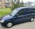 Синий Опель Комбо груз.-пасс., объемом двигателя 1.7 л и пробегом 300 тыс. км за 3300 $, фото 3 на Automoto.ua