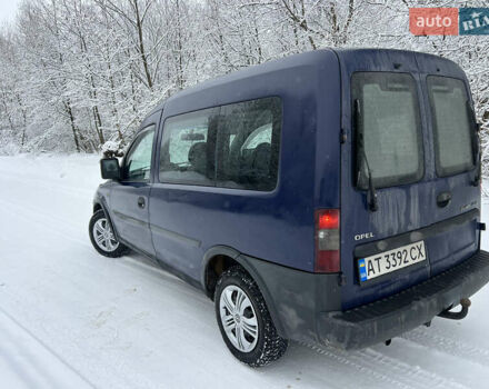 Синій Опель Комбо вант.-пас., об'ємом двигуна 1.69 л та пробігом 325 тис. км за 2650 $, фото 8 на Automoto.ua