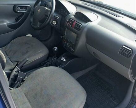 Синий Опель Комбо груз.-пасс., объемом двигателя 1.7 л и пробегом 376 тыс. км за 3600 $, фото 14 на Automoto.ua