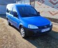 Синий Опель Комбо груз.-пасс., объемом двигателя 1.7 л и пробегом 233 тыс. км за 1400 $, фото 1 на Automoto.ua