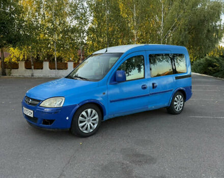 Синій Опель Комбо вант.-пас., об'ємом двигуна 1.3 л та пробігом 250 тис. км за 2800 $, фото 1 на Automoto.ua