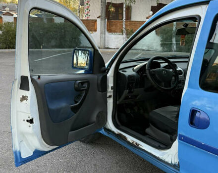 Синій Опель Комбо вант.-пас., об'ємом двигуна 1.3 л та пробігом 250 тис. км за 2800 $, фото 6 на Automoto.ua