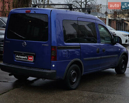 Синий Опель Комбо груз.-пасс., объемом двигателя 1.7 л и пробегом 353 тыс. км за 4690 $, фото 6 на Automoto.ua