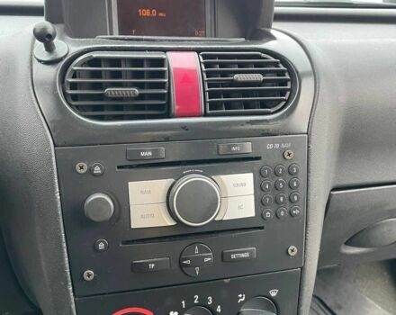 Синий Опель Комбо груз.-пасс., объемом двигателя 1.2 л и пробегом 259 тыс. км за 2899 $, фото 9 на Automoto.ua