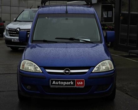 Синий Опель Комбо груз.-пасс., объемом двигателя 1.7 л и пробегом 353 тыс. км за 4690 $, фото 1 на Automoto.ua