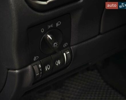 Синий Опель Комбо груз.-пасс., объемом двигателя 1.7 л и пробегом 353 тыс. км за 4690 $, фото 22 на Automoto.ua