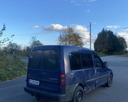 Синий Опель Комбо груз.-пасс., объемом двигателя 1.3 л и пробегом 390 тыс. км за 1900 $, фото 4 на Automoto.ua