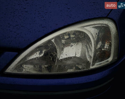 Синий Опель Комбо груз.-пасс., объемом двигателя 1.7 л и пробегом 353 тыс. км за 4690 $, фото 4 на Automoto.ua