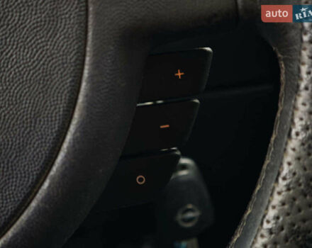 Синий Опель Комбо груз.-пасс., объемом двигателя 1.7 л и пробегом 353 тыс. км за 4690 $, фото 26 на Automoto.ua