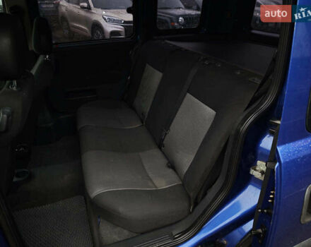 Синий Опель Комбо груз.-пасс., объемом двигателя 1.7 л и пробегом 353 тыс. км за 4690 $, фото 12 на Automoto.ua