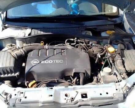 Синий Опель Комбо груз.-пасс., объемом двигателя 1.3 л и пробегом 236 тыс. км за 5000 $, фото 5 на Automoto.ua