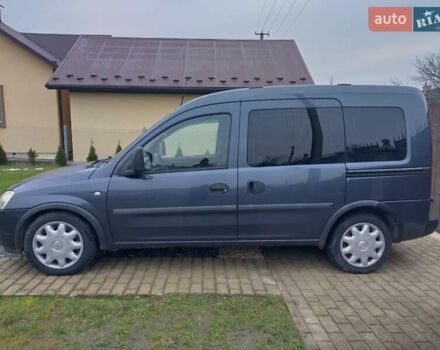 Синій Опель Комбо вант.-пас., об'ємом двигуна 1.3 л та пробігом 260 тис. км за 4400 $, фото 5 на Automoto.ua