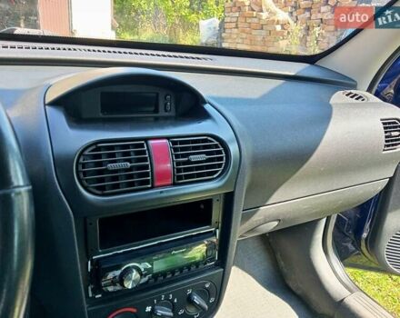 Синий Опель Комбо груз.-пасс., объемом двигателя 1.7 л и пробегом 221 тыс. км за 4500 $, фото 18 на Automoto.ua