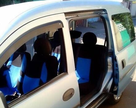 Синий Опель Комбо груз.-пасс., объемом двигателя 1.3 л и пробегом 236 тыс. км за 5000 $, фото 2 на Automoto.ua