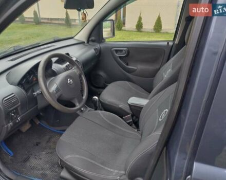 Синій Опель Комбо вант.-пас., об'ємом двигуна 1.3 л та пробігом 260 тис. км за 4400 $, фото 12 на Automoto.ua