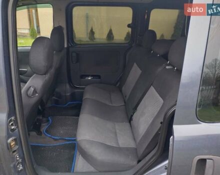 Синій Опель Комбо вант.-пас., об'ємом двигуна 1.3 л та пробігом 260 тис. км за 4400 $, фото 13 на Automoto.ua
