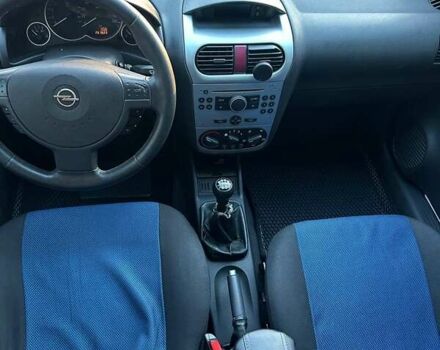Синий Опель Комбо груз.-пасс., объемом двигателя 1.25 л и пробегом 245 тыс. км за 4450 $, фото 16 на Automoto.ua