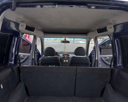 Синій Опель Комбо вант.-пас., об'ємом двигуна 1.25 л та пробігом 266 тис. км за 4750 $, фото 24 на Automoto.ua