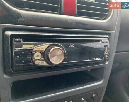 Синій Опель Комбо вант.-пас., об'ємом двигуна 1.25 л та пробігом 326 тис. км за 3390 $, фото 15 на Automoto.ua