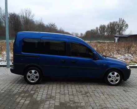 Синий Опель Комбо груз.-пасс., объемом двигателя 1.7 л и пробегом 190 тыс. км за 6000 $, фото 1 на Automoto.ua