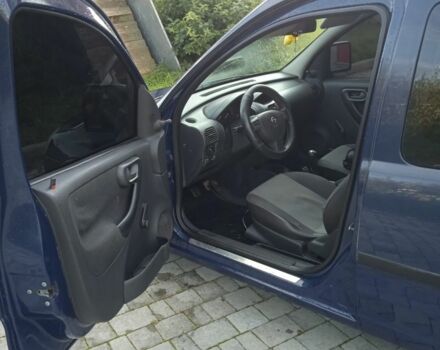 Синий Опель Комбо груз.-пасс., объемом двигателя 1.2 л и пробегом 260 тыс. км за 4600 $, фото 6 на Automoto.ua