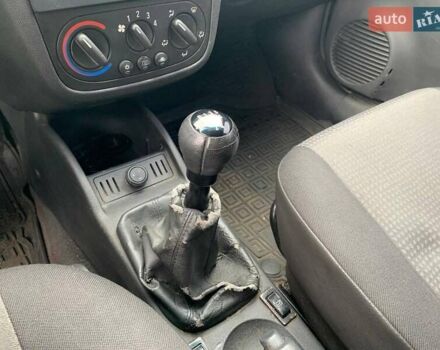 Синій Опель Комбо вант.-пас., об'ємом двигуна 1.25 л та пробігом 326 тис. км за 3390 $, фото 17 на Automoto.ua