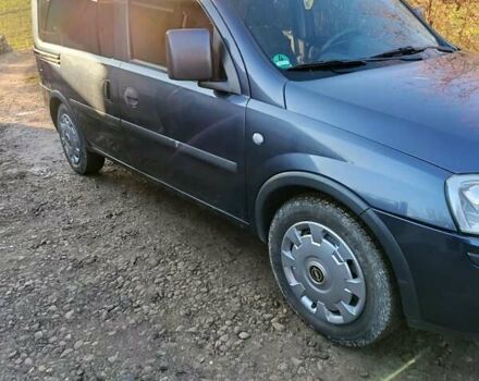 Синій Опель Комбо вант.-пас., об'ємом двигуна 1.3 л та пробігом 220 тис. км за 4500 $, фото 1 на Automoto.ua