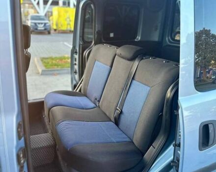 Синий Опель Комбо груз.-пасс., объемом двигателя 1.25 л и пробегом 245 тыс. км за 4450 $, фото 10 на Automoto.ua